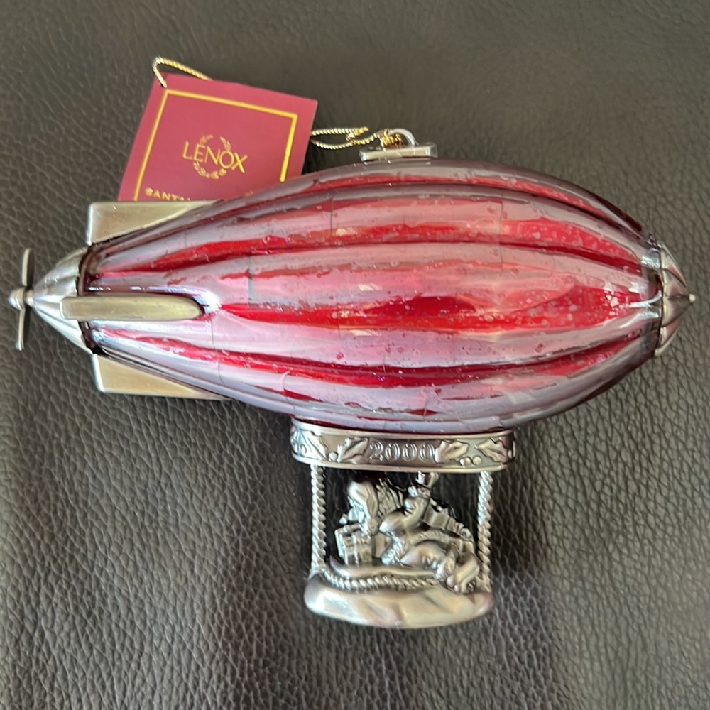 NWT Lenox Year 2000 Santa‘s Voyage Red Striped Balloon Ornament 3rd in Series